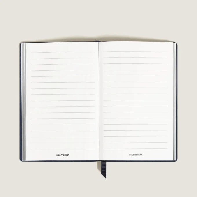 Caiet mare, piele Saffiano, albastru – pagini liniate Caiet mare, piele Saffiano, albastru – pagini liniate