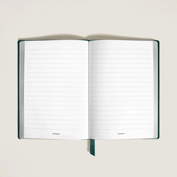 Caiet mediu, piele Saffiano, verde britanic – pagini liniate Caiet mediu, piele Saffiano, verde britanic – pagini liniate