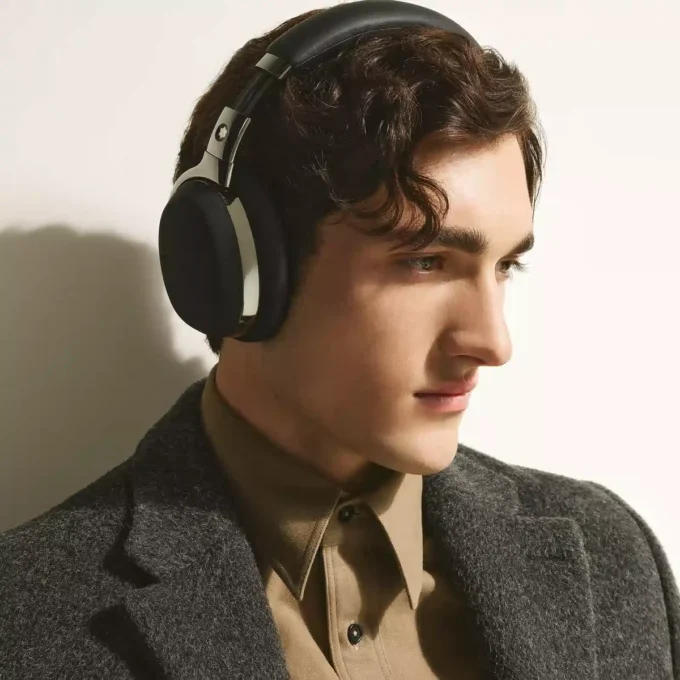 Căști Montblanc MB 01 Over-Ear negre Căști Montblanc MB 01 Over-Ear negre