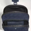 Geantă tip sling Extreme 3.0 cu M LOCK 4810 Geantă tip sling Extreme 3.0 cu M LOCK 4810