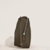 Montblanc Companion pe geantă de corp Montblanc Companion pe geantă de corp