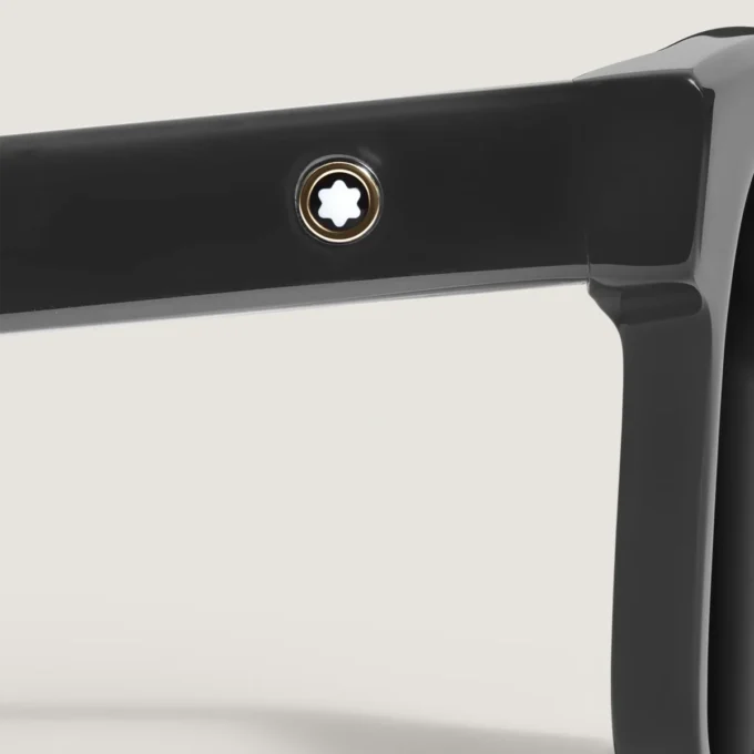 Ochelari de soare dreptunghiulari cu ramă din acetat de culoare neagră Ochelari de soare dreptunghiulari cu ramă din acetat de culoare neagră