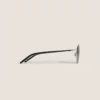 Ochelari de soare pătrați cu ramă metalică argintie Ochelari de soare pătrați cu ramă metalică argintie