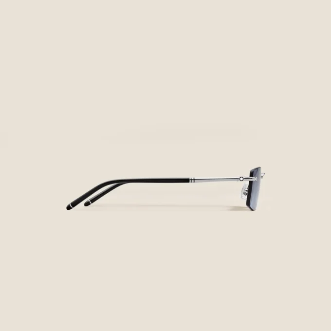 Ochelari de soare rectangulari cu ramă metalică argintie Ochelari de soare rectangulari cu ramă metalică argintie