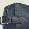 Pungă de toaletă din piele cu imprimeu de struț Pungă de toaletă din piele cu imprimeu de struț